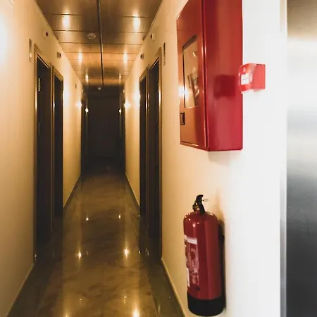 Nogueras 3 Hotel *